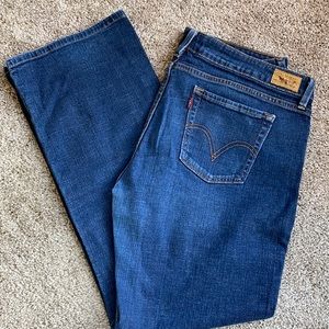 Levi jeans, low rise, boot cut, size 16